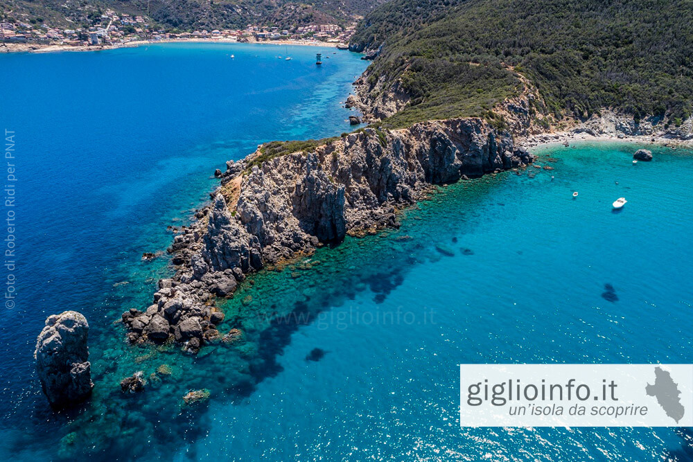 Promontorio di Mezzofranco con Faraglione, Isola del Giglio