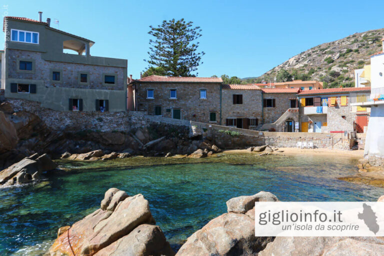 Spiaggia della cala del Saraceno, Isola del Giglio