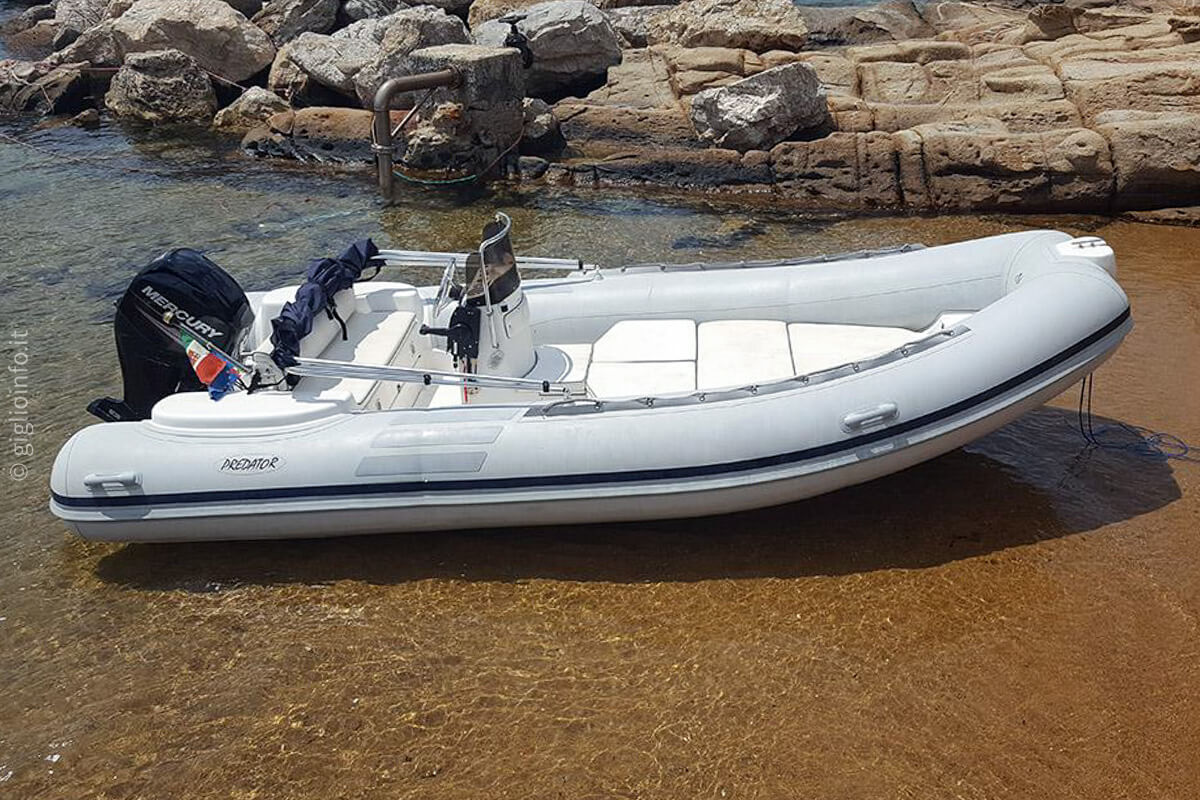 Isola del Giglio Noleggio Barche La Perla Nera - Gommone Predator 540