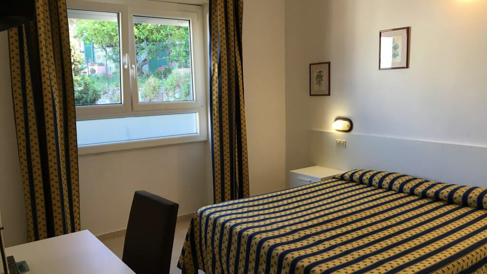 Camera da letto Hotel Bahamas, Giglio Porto, Isola del Giglio