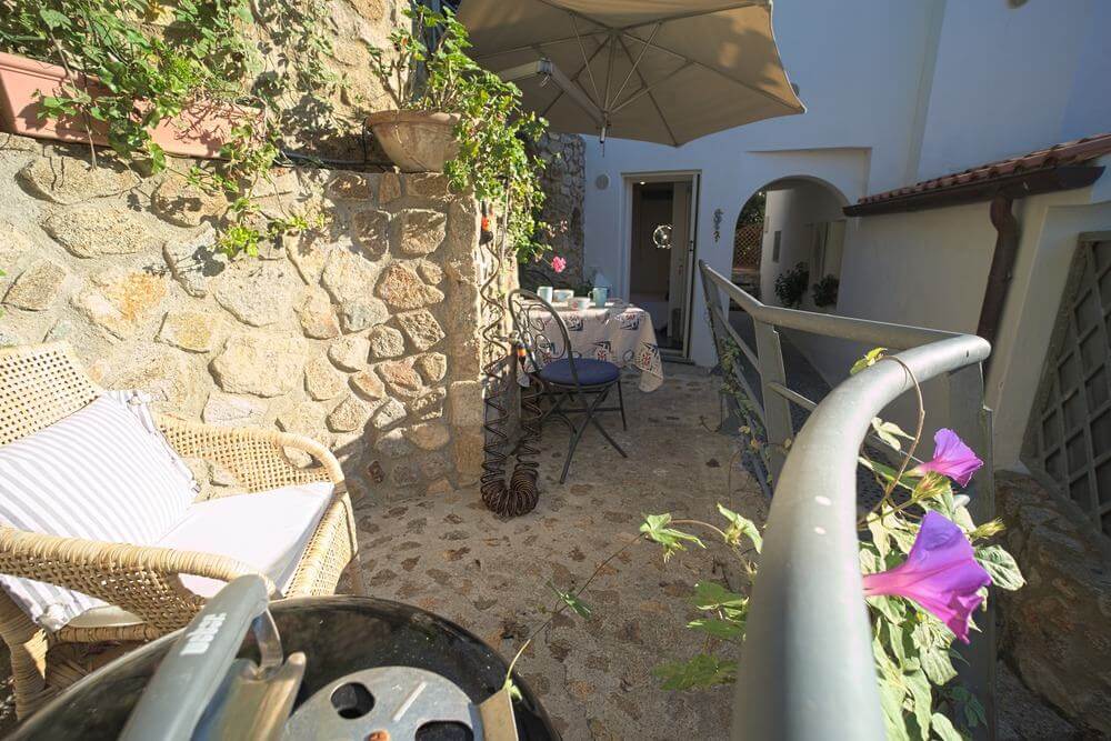 Terrazza e Entrata Appartamento Cavaluccio Marino, Villa Delfi, Isola del Giglio Campese