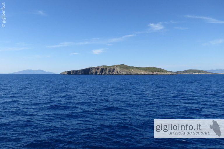 Veduta Isola di Giannutri con Isola del Giglio e Monte Argentario