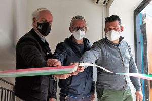 Inaugurazione della Casa del Parco a Giglio Porto con taglio del nastro