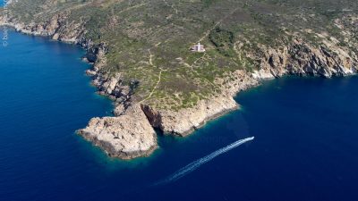 Punta del Capel Rosso con Barca dal Drone - BAER