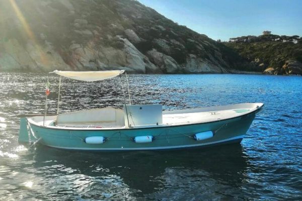 Gozzo 01 - Noleggio Barche Relaxing Boat Isola del Giglio Porto